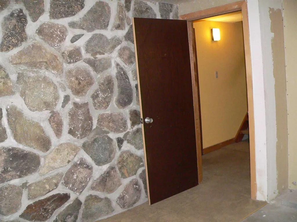 32 Belle Hunt Road Jefferson NH 03583