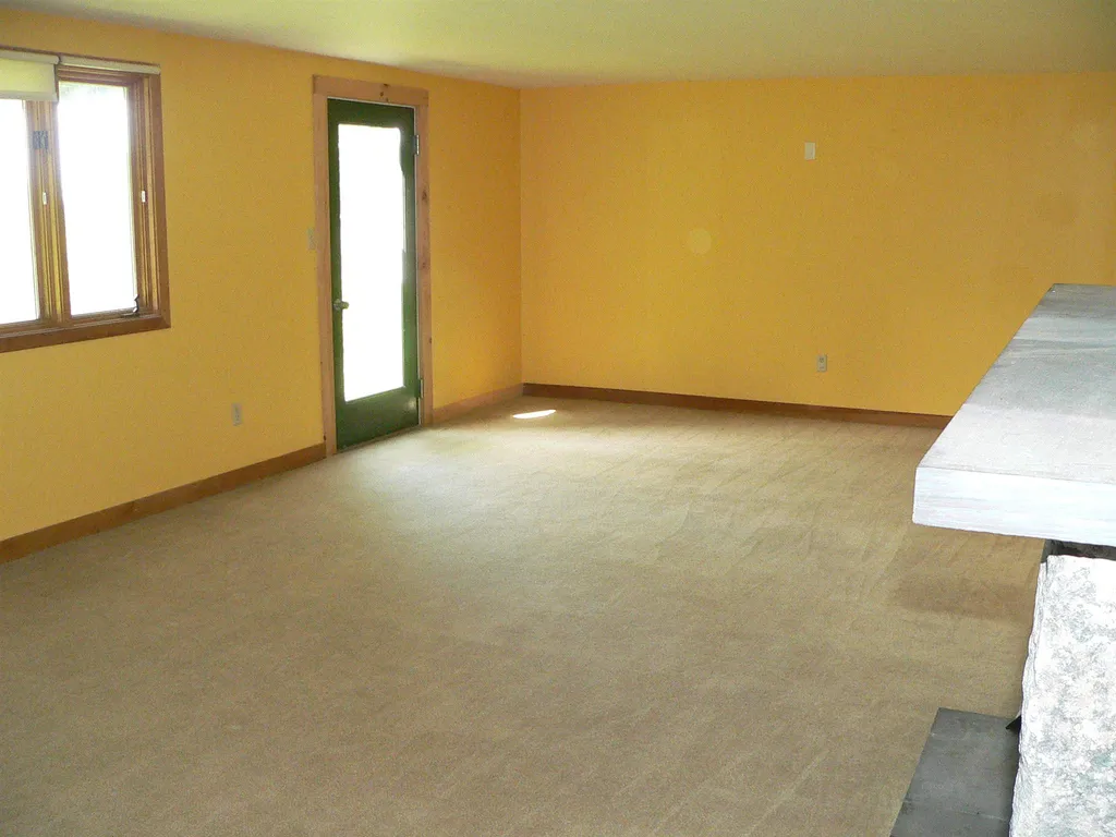 32 Belle Hunt Road Jefferson NH 03583