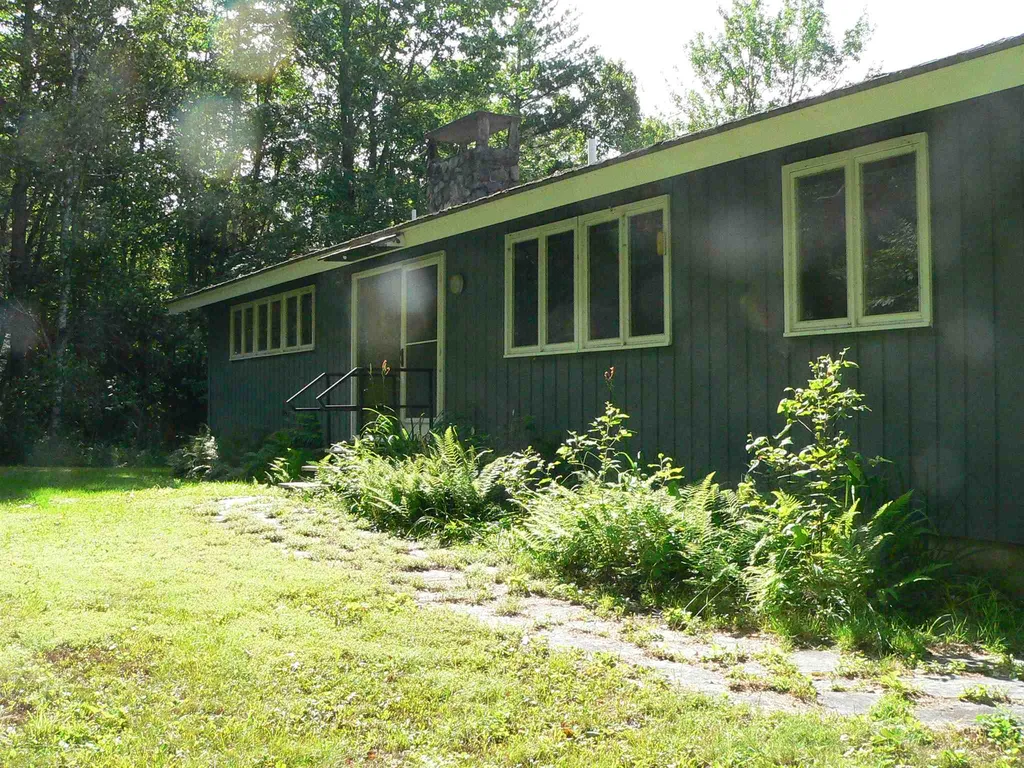 32 Belle Hunt Road Jefferson NH 03583