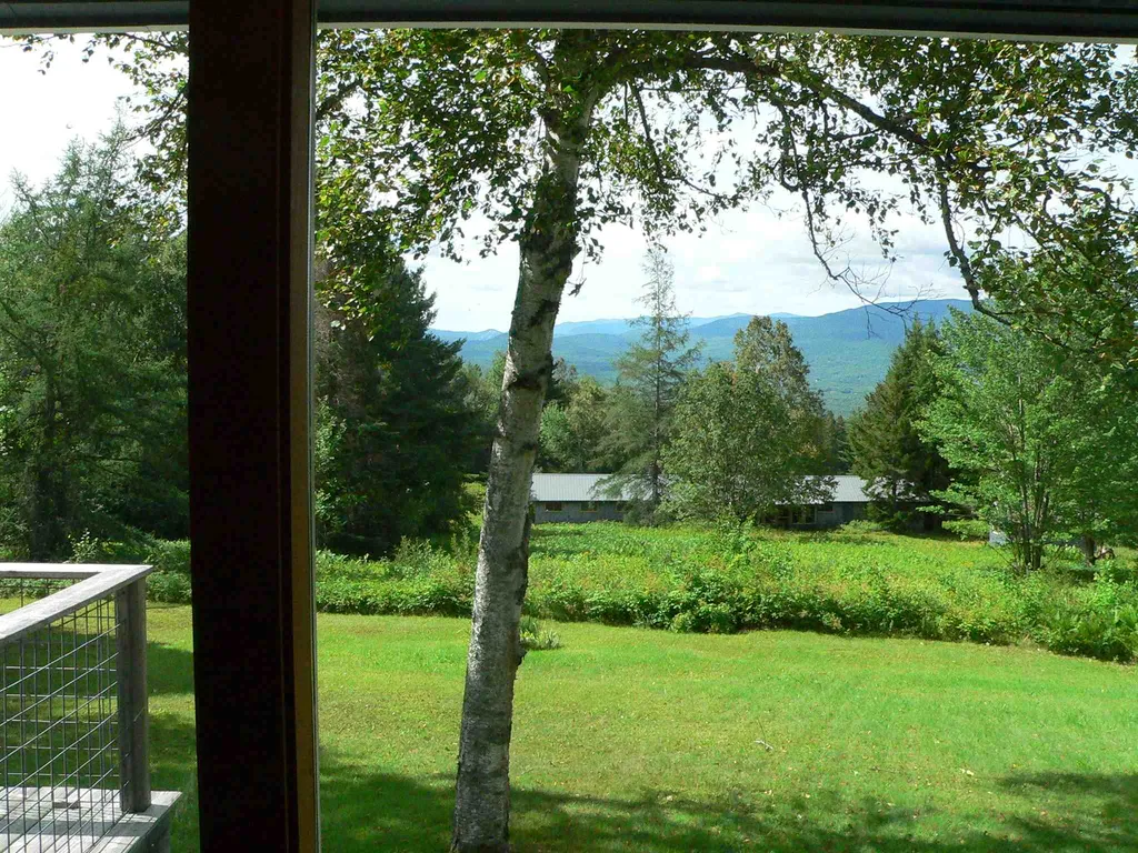 32 Belle Hunt Road Jefferson NH 03583