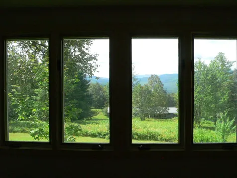 32 Belle Hunt Road Jefferson NH 03583