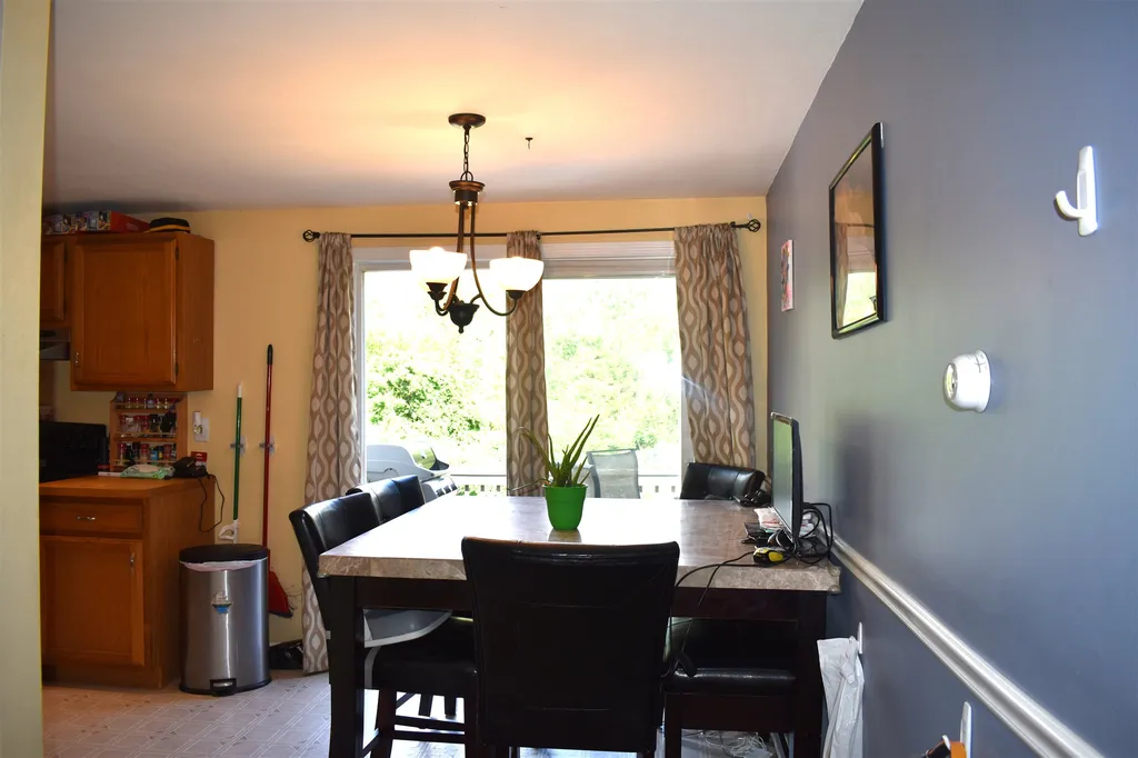 12a Cricket Lane Sandown NH 03873