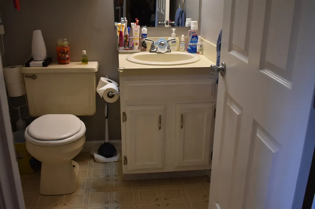 12a Cricket Lane Sandown NH 03873