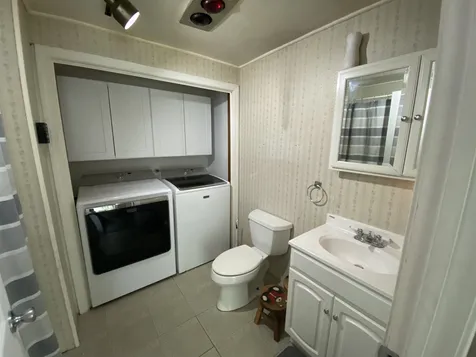 63 Redfield Circle Derry NH 03038