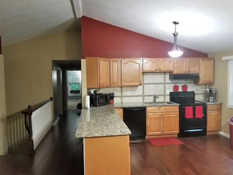 63 Redfield Circle Derry NH 03038