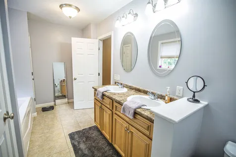 27 Seavey Brook Lane Rochester NH 03867