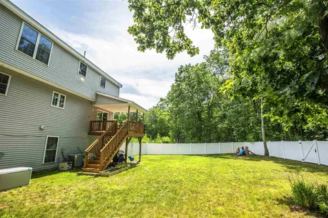 27 Seavey Brook Lane Rochester NH 03867