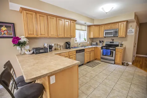 27 Seavey Brook Lane Rochester NH 03867