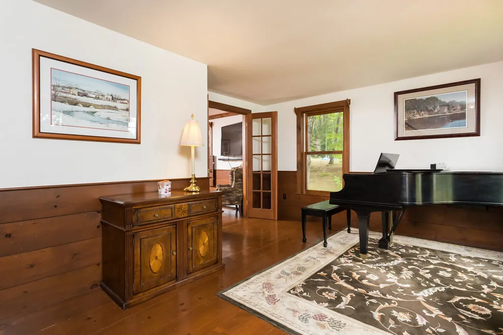 40 Labrador Drive Rochester NH 03867