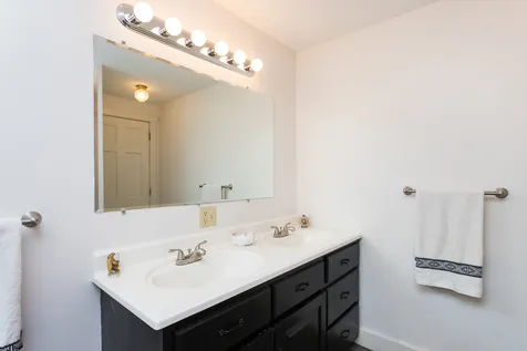 40 Labrador Drive Rochester NH 03867