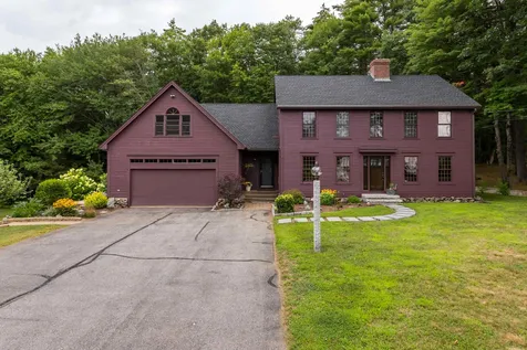 40 Labrador Drive Rochester NH 03867