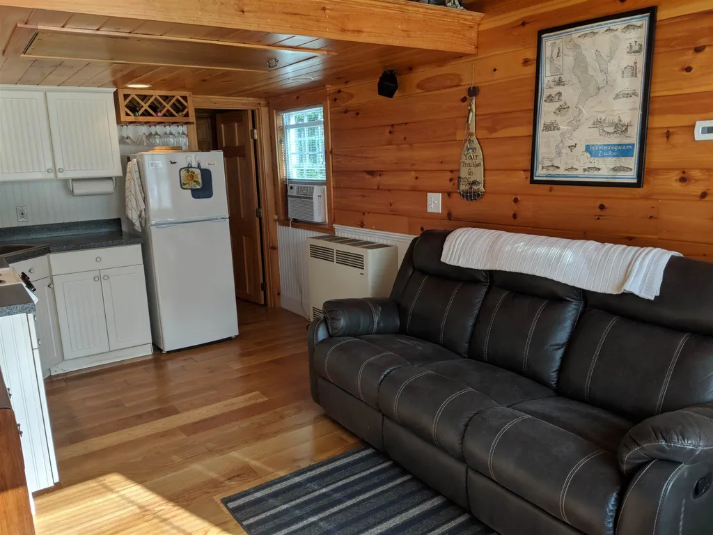 11 Bay Road Sanbornton NH 03269
