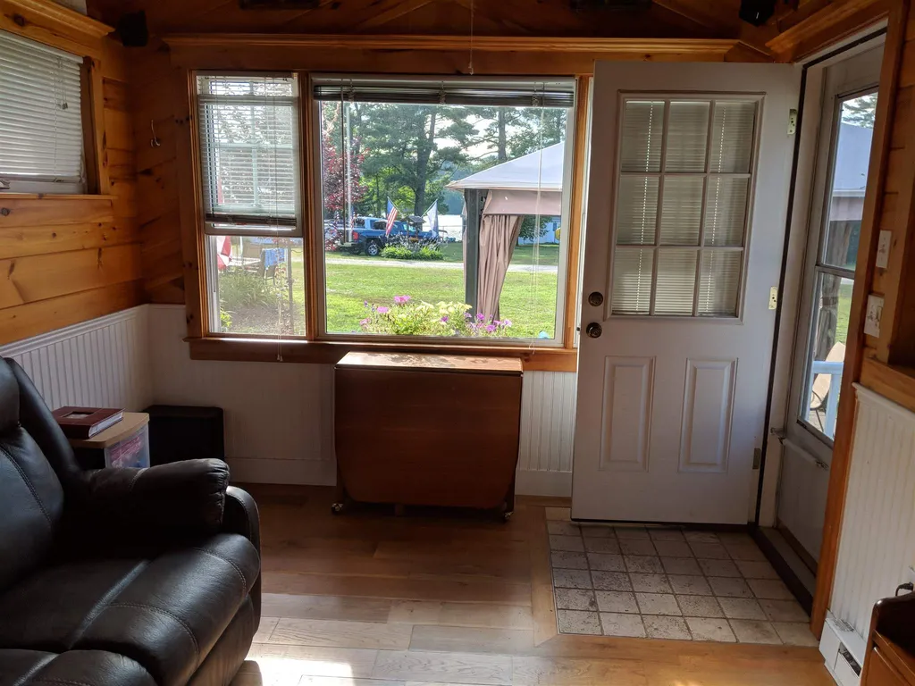 11 Bay Road Sanbornton NH 03269