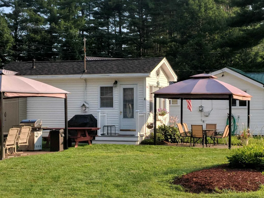 11 Bay Road Sanbornton NH 03269