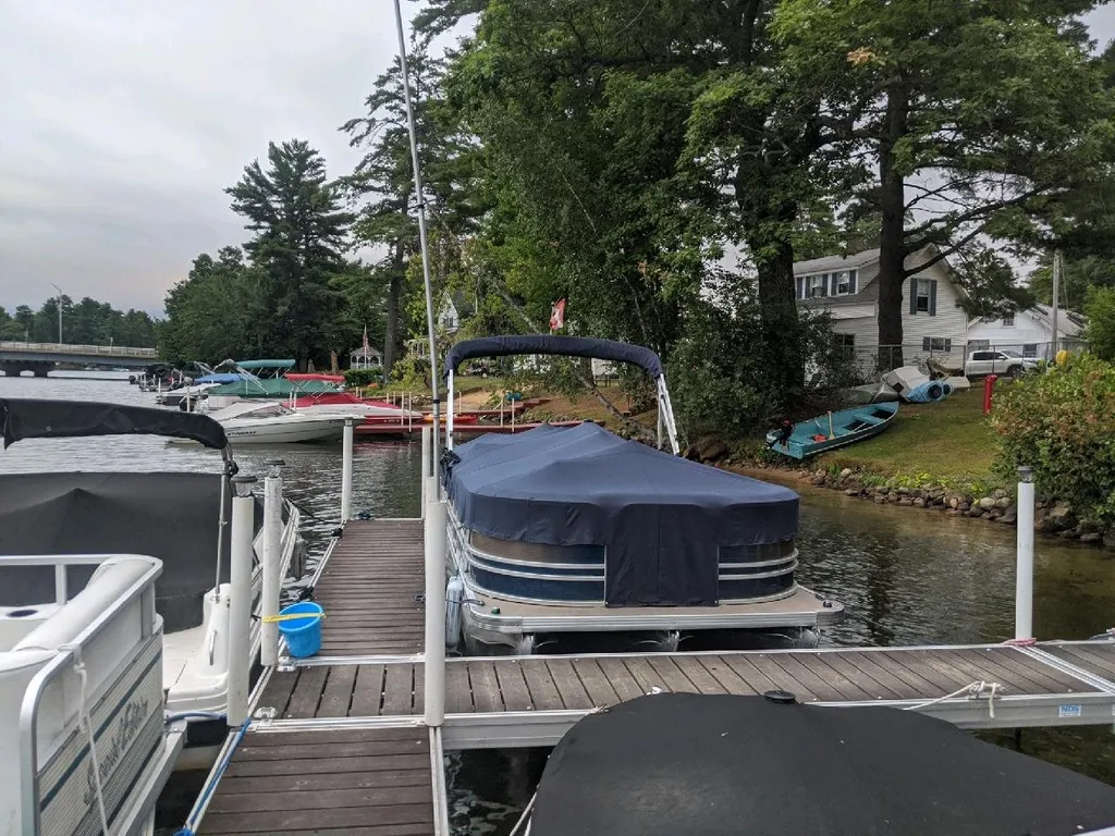 11 Bay Road Sanbornton NH 03269