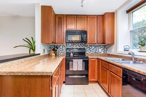 440 Oak Circle Colchester VT 05446