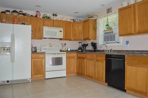 89 River Street Alstead NH 03602