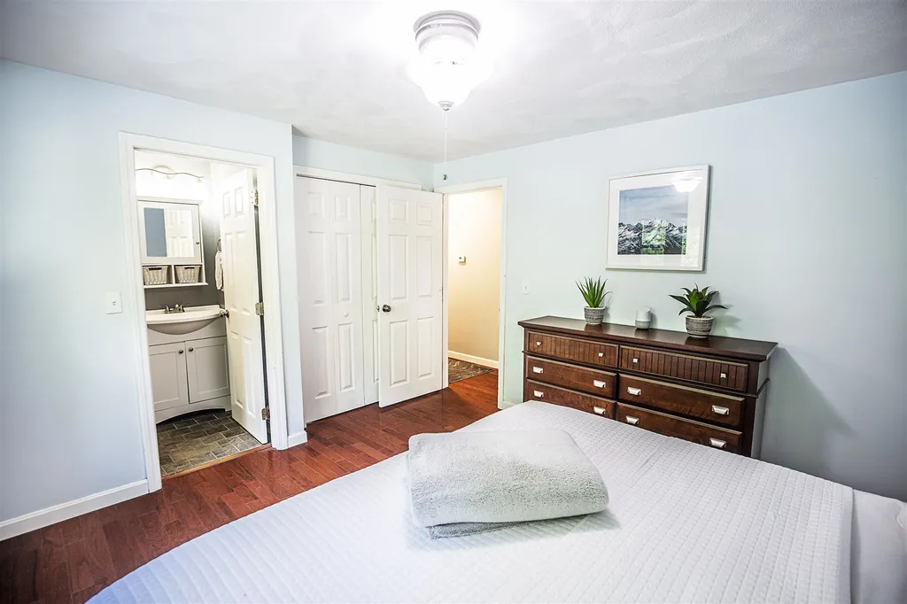 9 Kestree Drive Londonderry NH 03053