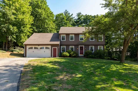 22 Governor Sawyer Lane Dover NH 03820