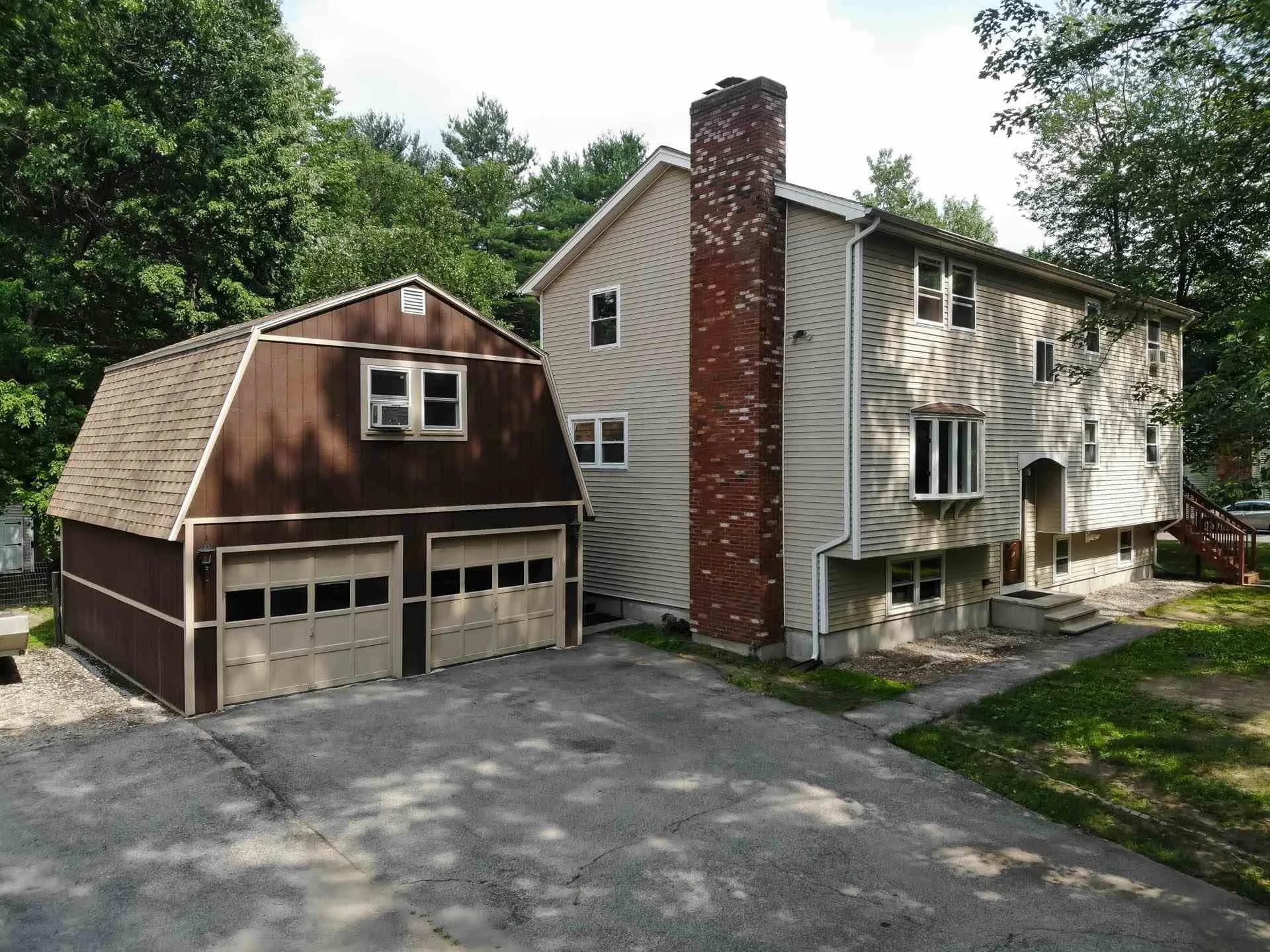 18 Mike Lane Litchfield NH 03052