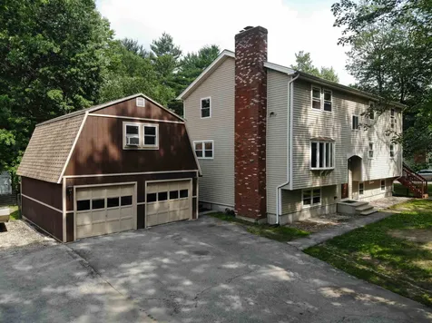 18 Mike Lane Litchfield NH 03052