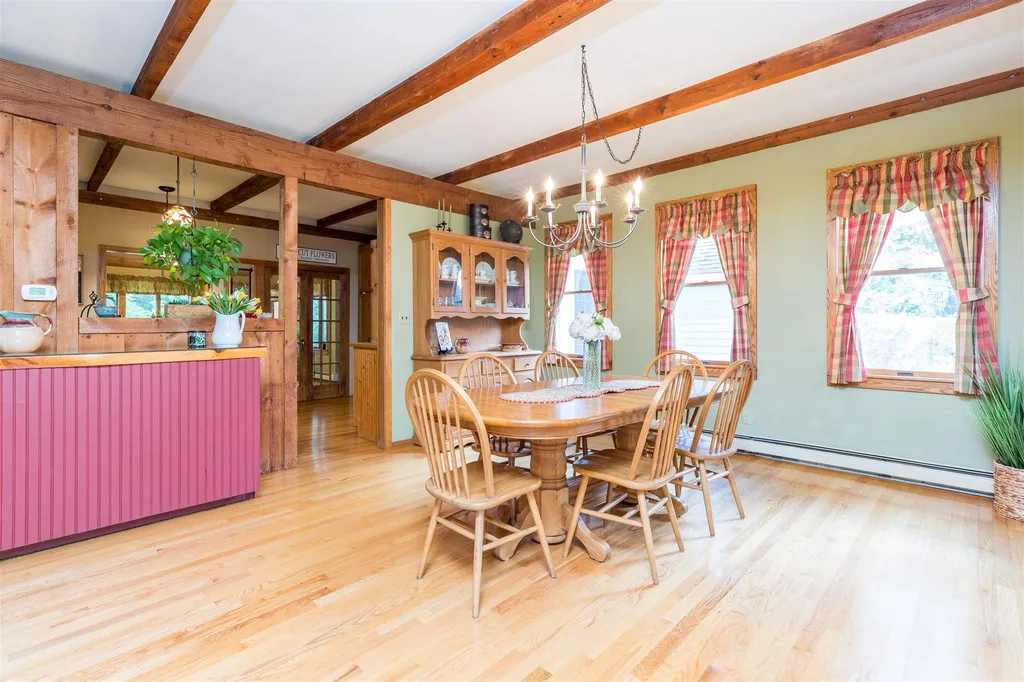 145 Concord Road Lee NH 03861