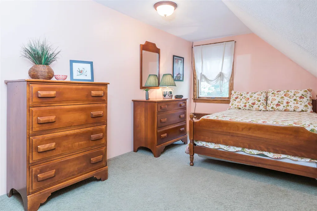145 Concord Road Lee NH 03861