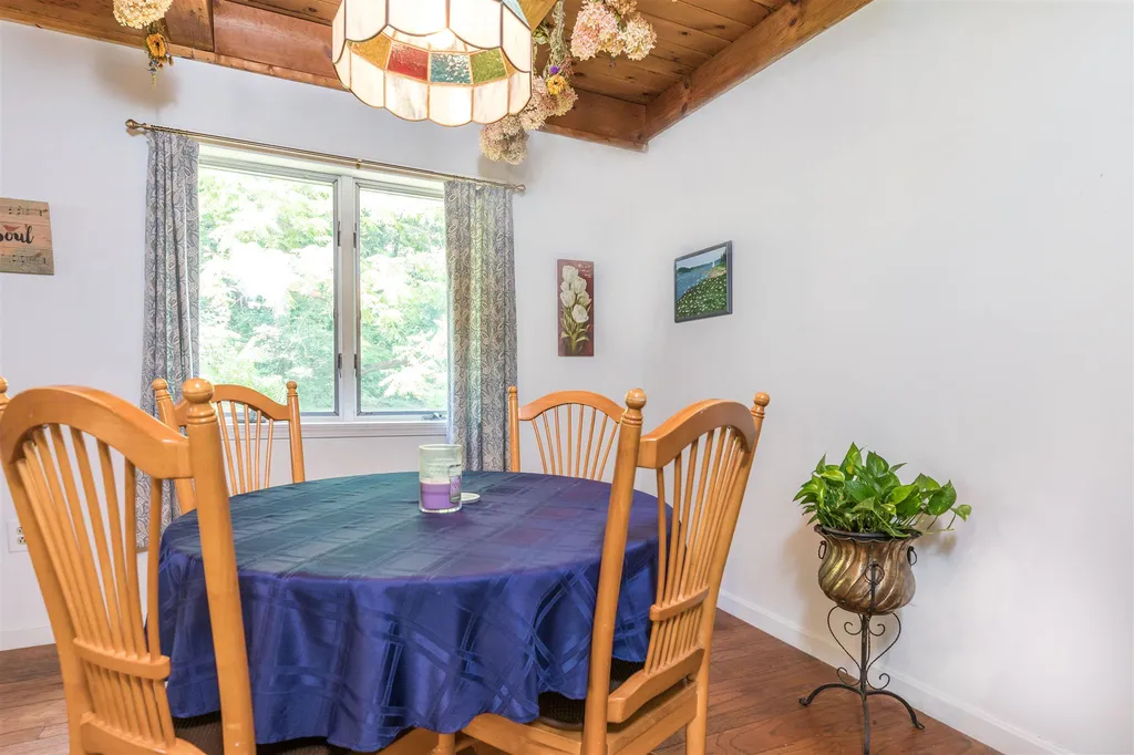 145 Concord Road Lee NH 03861