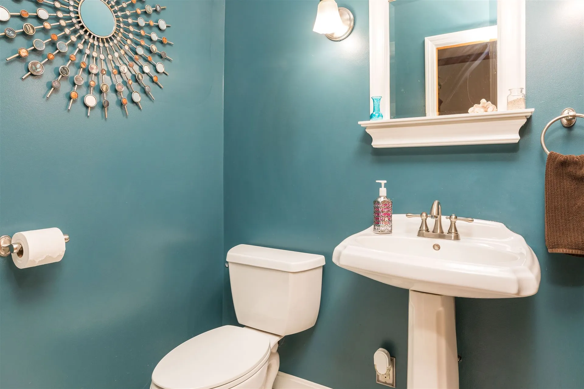 145 Concord Road Lee NH 03861