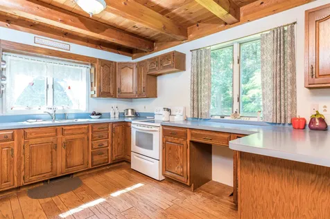 145 Concord Road Lee NH 03861