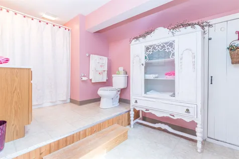145 Concord Road Lee NH 03861
