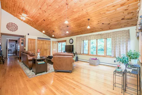 145 Concord Road Lee NH 03861