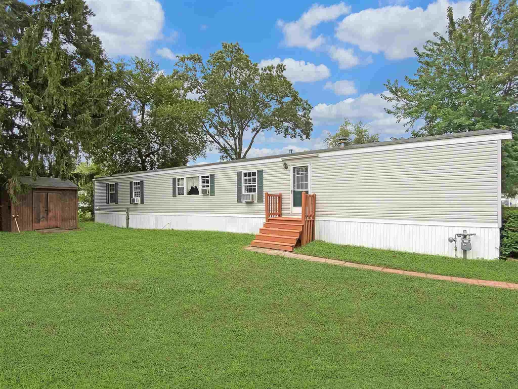 12 Buttonwood Lane Merrimack NH 03054