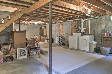 189 Scotts Drive Charlestown NH 03603