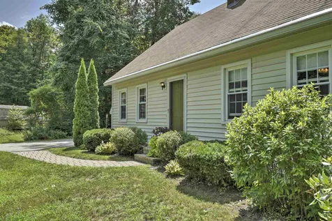 189 Scotts Drive Charlestown NH 03603