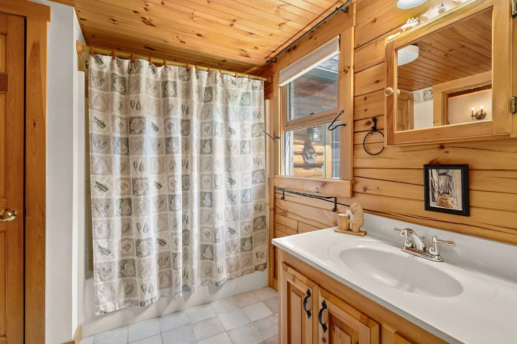 345 Dry Hill Road Barrington NH 03825