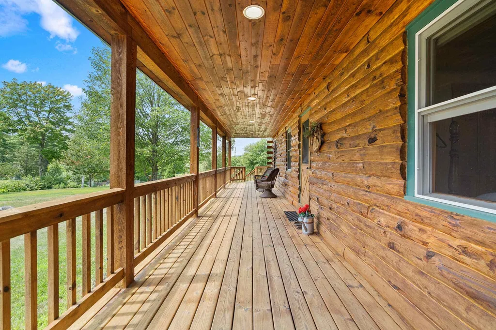 345 Dry Hill Road Barrington NH 03825