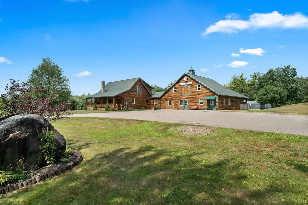 345 Dry Hill Road Barrington NH 03825