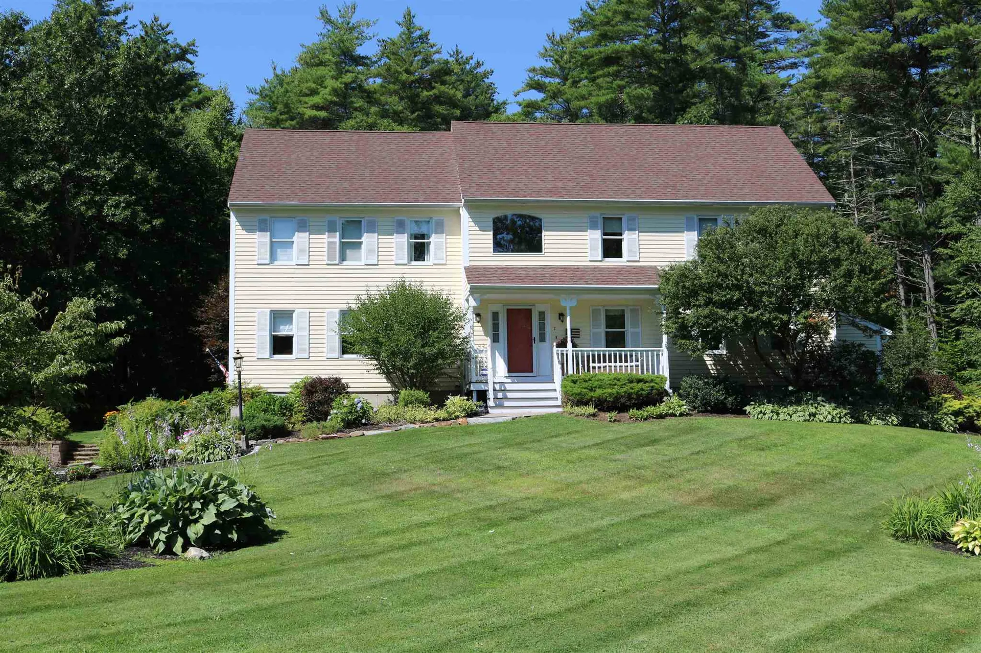 8 Highlander Drive North Hampton NH 03862