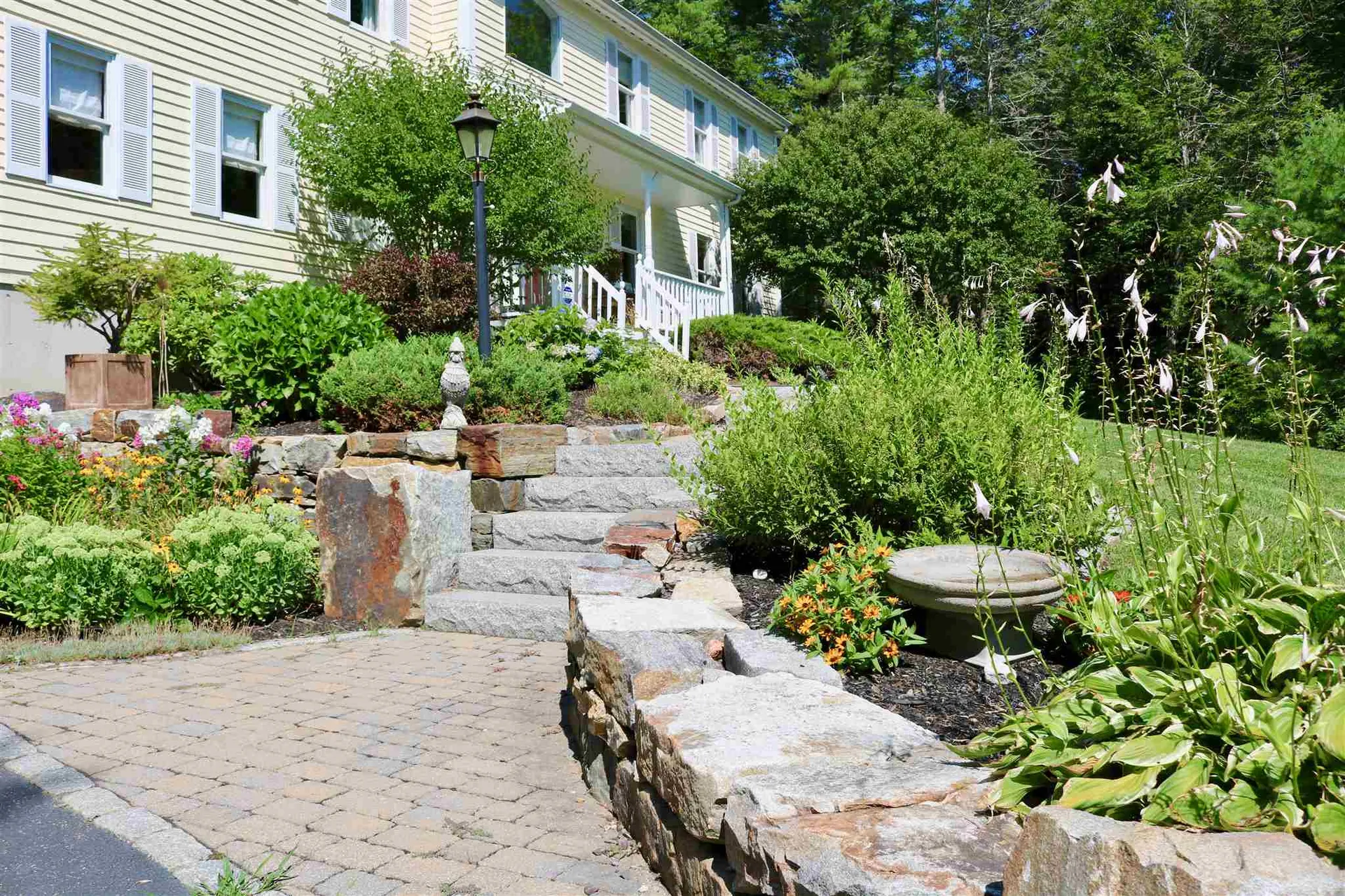 8 Highlander Drive North Hampton NH 03862