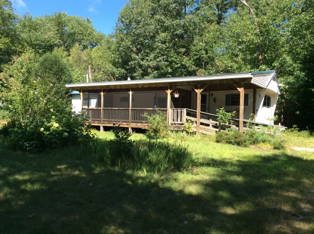 30 Old Bay Road New Durham NH 03855