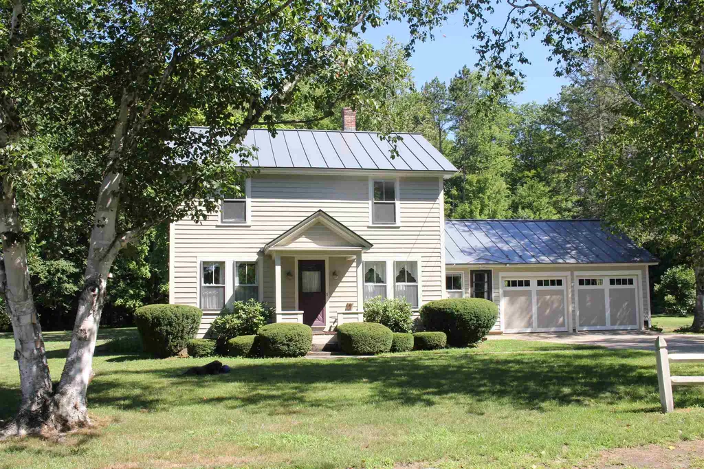 35 Ainsworth Road Claremont NH 03743