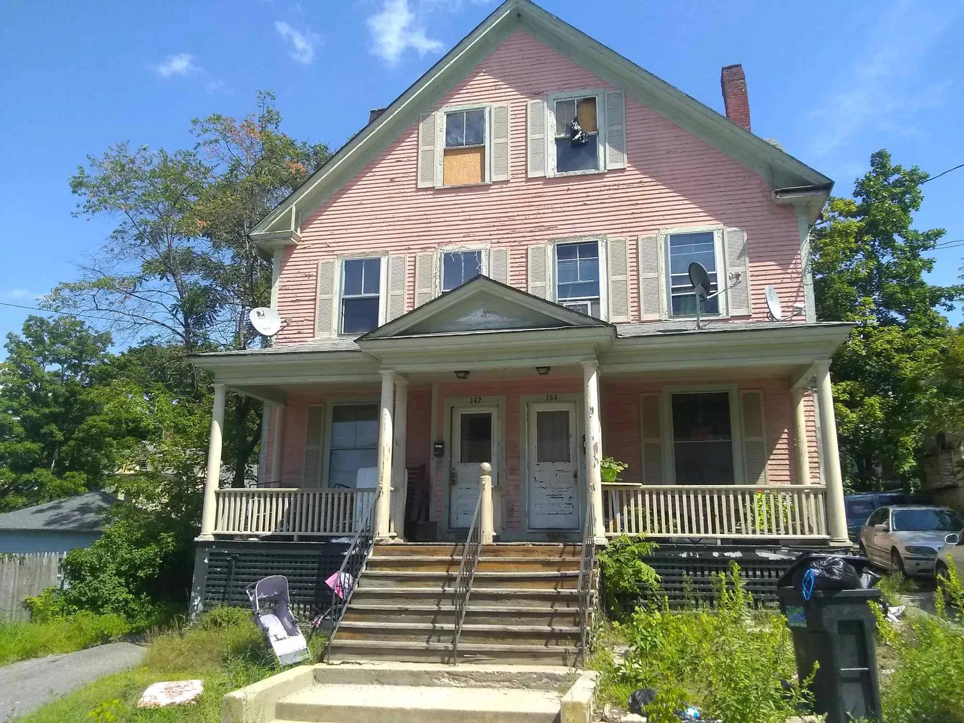 142 Pearl Street Claremont NH 03743