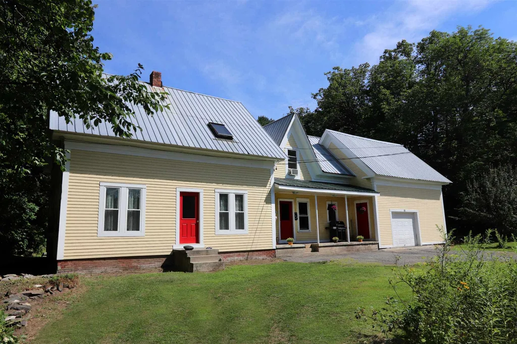 88 River Road Barnet VT 05861