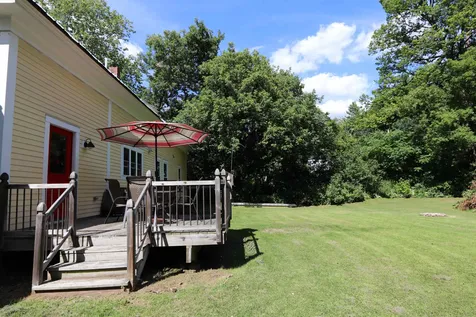 88 River Road Barnet VT 05861