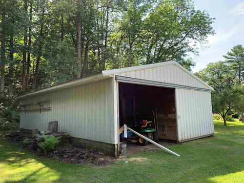 88 River Road Barnet VT 05861