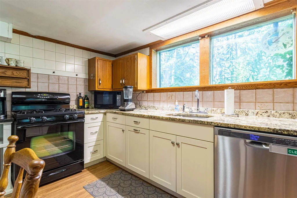 7-9 Foster Road Milford NH 03055