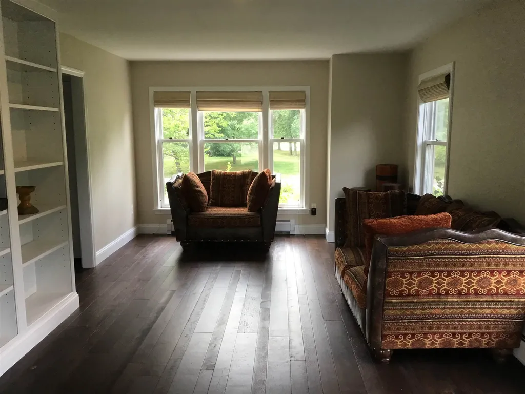 60 Moss Glen Lane South Burlington VT 05403