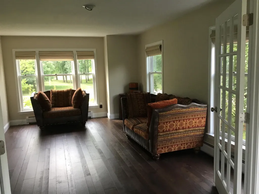 60 Moss Glen Lane South Burlington VT 05403