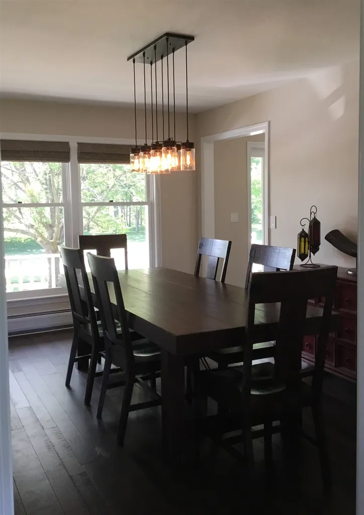 60 Moss Glen Lane South Burlington VT 05403